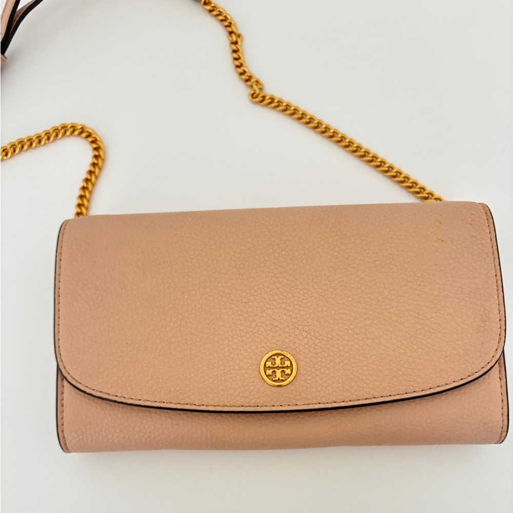 Tory Burch Robinson Wallet Crossbody in Blush - Picture 2 of 11